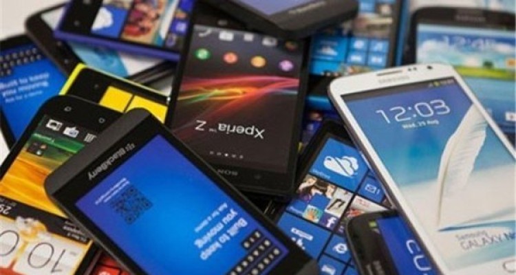 پیگیری آشفته بازار موبایل از وزیر صمت