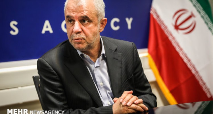 خدمتگزاران سلامت تا پایان تیرماه به عنوان شهید سلامت تلقی می‌شوند