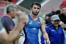 قهرمان کشتی المپیک به میادین بازگشت