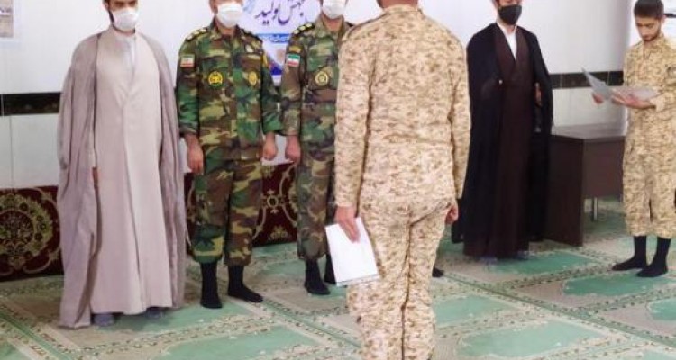  کارکنان نمونه تیپ ۱۸۱ زرهی اسلام آبادغرب تقدیر شدند+عکس