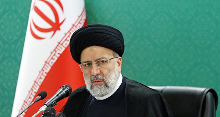 مردم اظهار عجز در حل مشکلات را از مسئولین نمی‌پذیرند