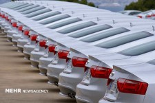 گمرک ترخیص ۱۰۴۸ دستگاه سواری پورشه را تکذیب کرد