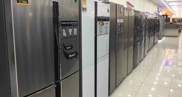 فروش لوازم خانگی ۵۰ درصد کاهش یافته است/ گرانفروشی نداریم