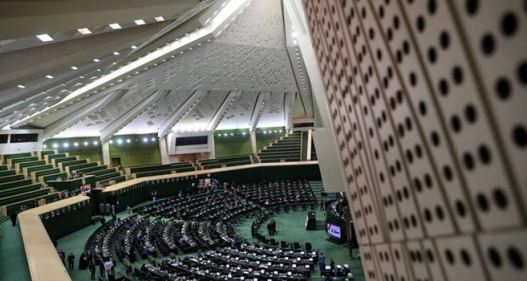 طرح الزام دولت به پرداخت یارانه تامین کالاهای اساسی تصویب شد