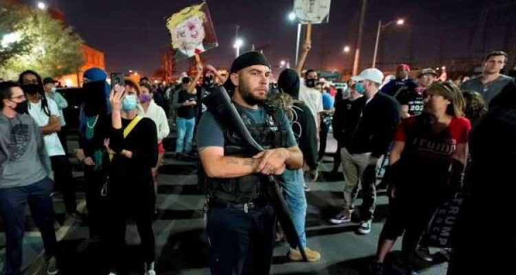 حامیان ترامپ آریزونا و میشیگان را ناآرام کردند