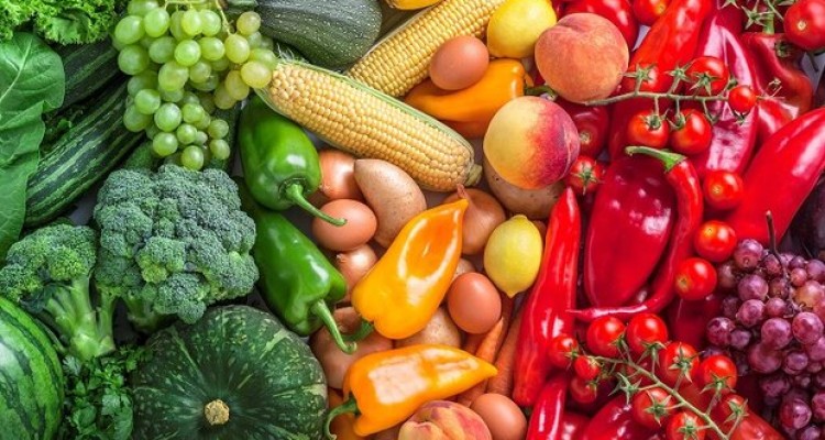 خوراکی‌های زمستان کرونایی/ دستورات تغذیه‌ای را جدی بگیرید