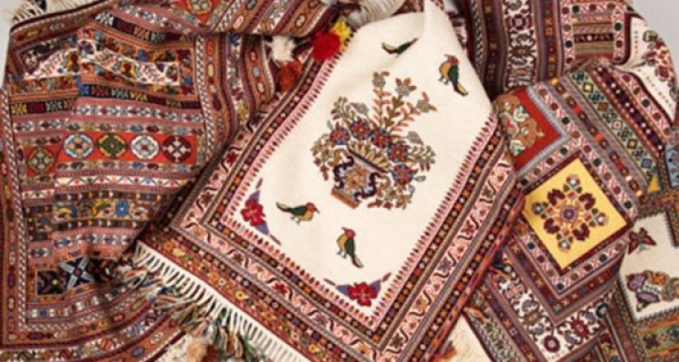  پیشکسوت صنعت گلیم شهرستان هرسین تجلیل شد