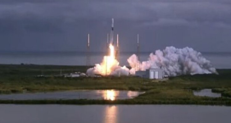 اسپیس ایکس ۱۴۳ ماهواره به مدار زمین برد