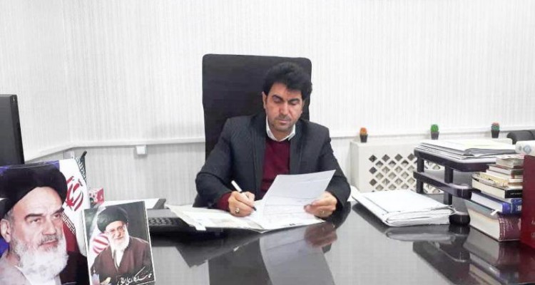 توقف خودروهای سنگین در معابر شهری و کوچه ها غیر قانونی است