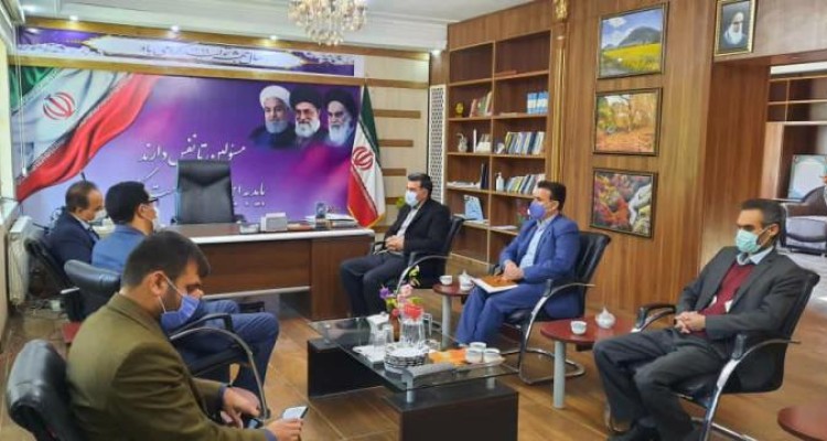 حمایت وزرات تعاون، کار و رفاه اجتماعی از تولید کنندگان و سرمایه گذران در شهرستان صحنه