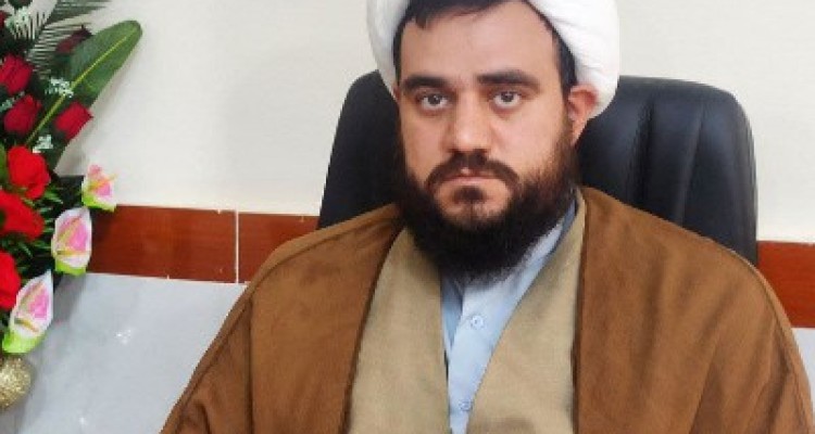 نظام مقدس جمهوری اسلامی ایران مردم و الهی است