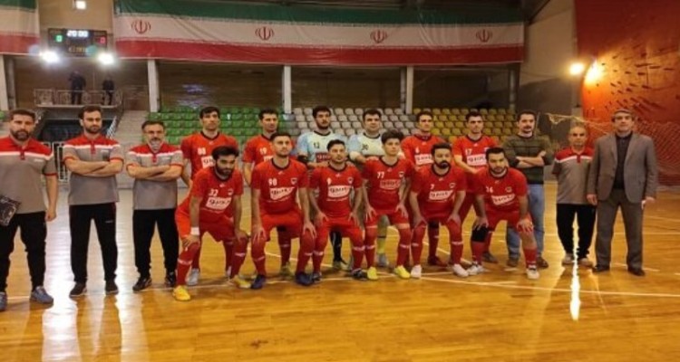 شاهین کرمانشاه در انتظار ورود مسئولان استان برای صعود به لیگ برتر