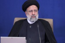 رئیس جمهور: کنترل تردد از مرزهای کشور ضروری است/ تداوم واکسیناسیون تا رسیدن به شرایط اطمینان‌بخش