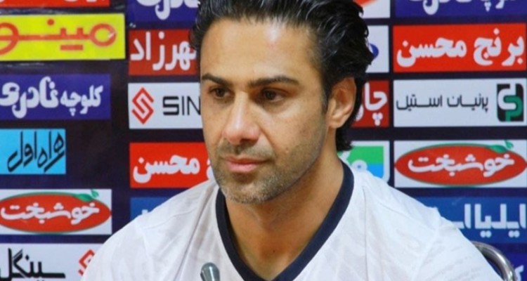 هشدار سازمان لیگ به استقلال و پرسپولیس؛ نشست‌‌‌های خبری طبق رویه قبلی برگزار می‌شود/ عدم حضور مربیان محرومیت و جریمه در پی دارد