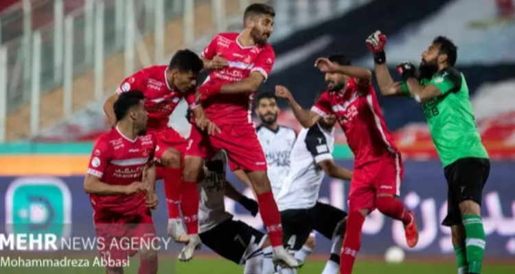 ورزش فوتبال ایران   ۲۱ آذر ۱۴۰۰،‏ ۱۵:۰۸  خروج از ریل کلین شیت؛ اتفاقی که برای پرسپولیس «ترسناک» است/ «سدی» که دیگر محکم نیست!