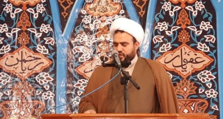 حجت الاسلام محمدرضا خاص امیری در خطبه های نماز عبادی و سیاسی جمعه این هفته به مناسبت شهادت دخت نبی مکرم اسلام حضرت فاطمه (س) بیان نمودند: که ازاین ایام بهره کافی بگیریم.