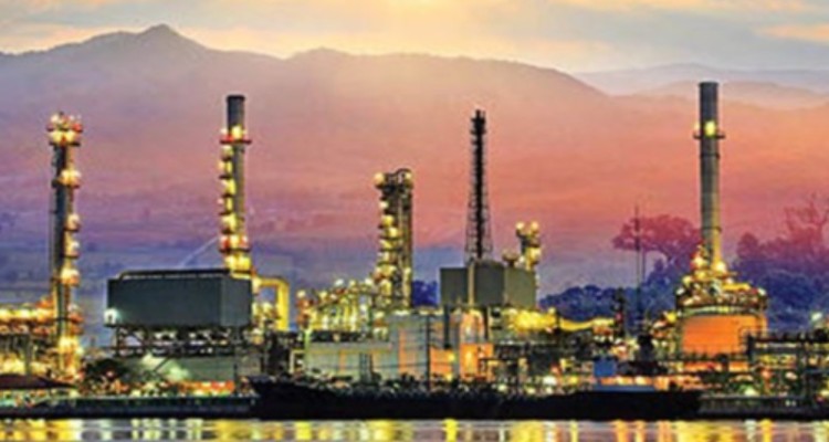 ‌تاثیر قیمت خوراک در سبد هزینه پالایشگاهی‌/تنفس خوراک چگونه گره تامین مالی پتروپالایشگاه‌ها را باز می‌کند