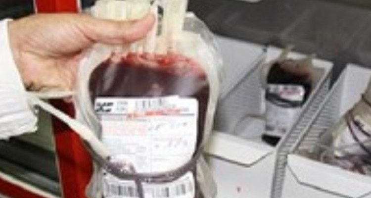 پویش اهدای خون به نیت حاج قاسم در کرمانشاه/ روزانه ۱۶۰ درخواست پلاکت داریم