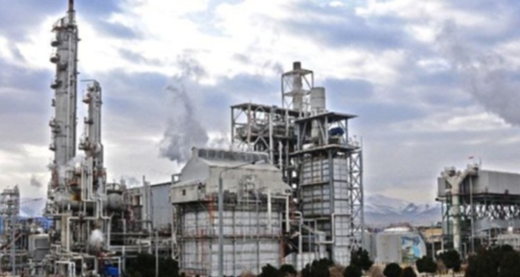 نامه 100 نماینده مجلس درباره واگذاری سهام شرکت پتروشیمی در هلدینگ خلیج فارس