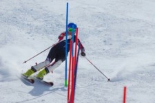 احمدی نماینده اسکی آلپاین ایران در المپیک زمستانی شد