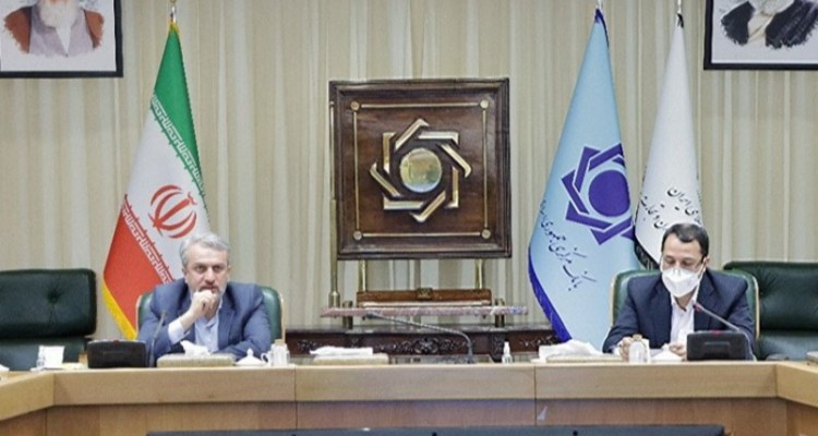 رئیس کل بانک مرکزی: نگاه اقتصادی کشور باید صادرات محور باشد