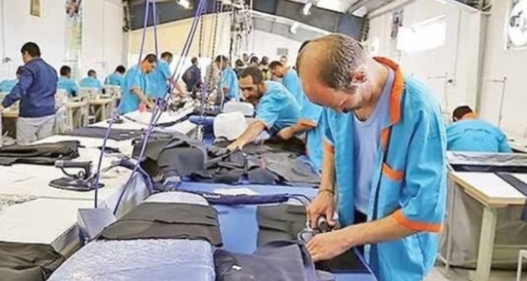اشتغال مهم ترین بستر اصلاح زندانیان است