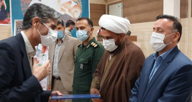 مراسم تجلیل از معلمان نمونه شهرستان صحنه