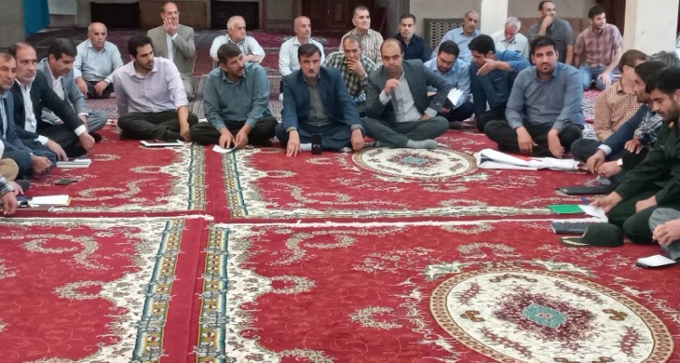 دیدار و ملاقات مردم و مسئولین شهرستان صحنه در فضای معنوی مسجد امام حسین (ع