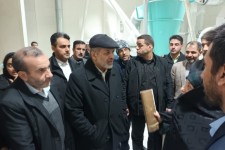 پیگیری وزیر کشور برای راه‌اندازی مجتمع بزرگ کشت و صنعت ایلیا در شهرک صنعتی صحنه
