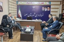 مدیرکل کانون پرورش فکری استان کرمانشاه با فرماندار صحنه دیدار کرد