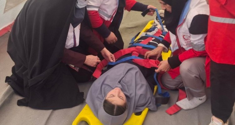 مانور زلزله و ایمنی در مدارس صحنه