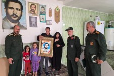 دیدار با خانواده شهدا