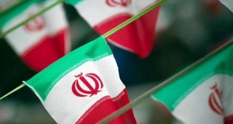 بصیرت و آگاهی لازمه مقابله با دشمن