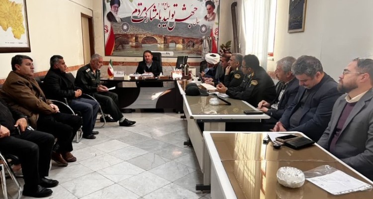 جلسه شورای اداری در بخش دینور