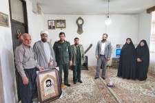 دیدار با خانواده شهدا