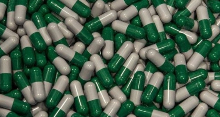 خطرات مصرف بی‌رویه آنتی‌بیوتیک‌ها