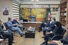 رفع مشکل واحدهای اشتغال زا در شهرستان صحنه باید در اولویت کاری مدیران باشد.