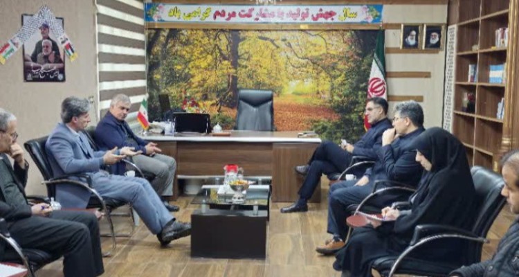 رفع مشکل واحدهای اشتغال زا در شهرستان صحنه باید در اولویت کاری مدیران باشد.