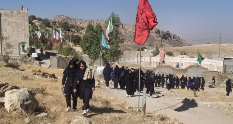 اعزام دانش‌آموزان شهرستان صحنه به مناطق عملیاتی غرب کشور