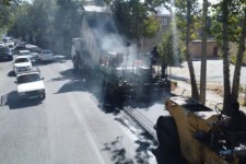 اجرای روکش آسفالت در بلوارهای اصلی و فرعی صحنه