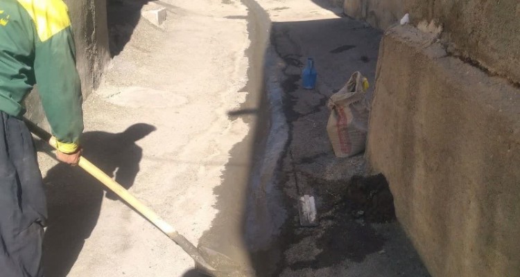 عملیات اجرایی کانیوگذاری و اصلاح آبرو در محله بالاجوب