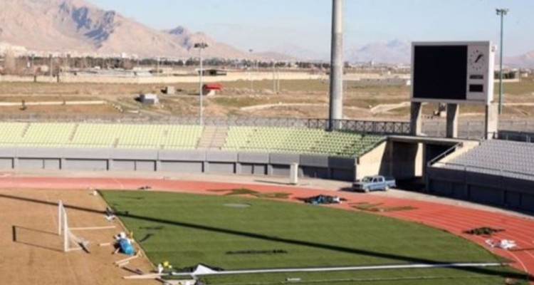 وضعیت ورزشگاه ۱۵ خرداد کرمانشاه همچنان نامناسب است
