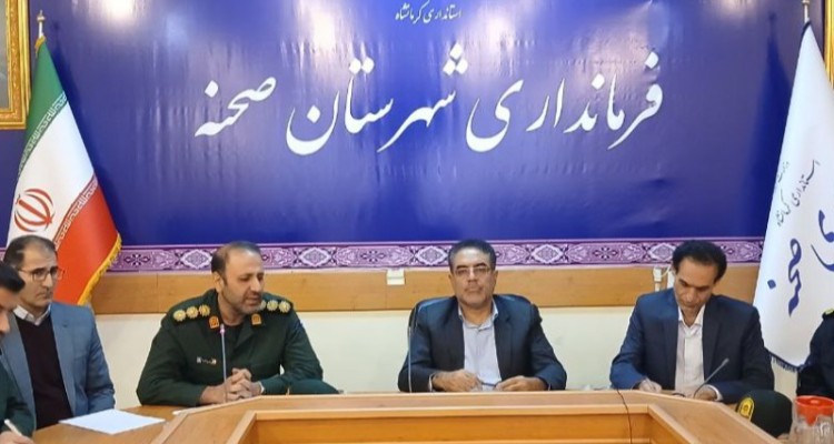 بصیرت و مقاومت، زیربنای مدیریت اثربخش و خدمت بی‌منت به مردم