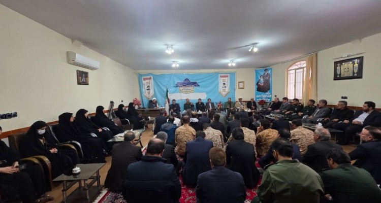 دیدار مسئولان با امام جمعه صحنه به مناسبت دهه فجر   