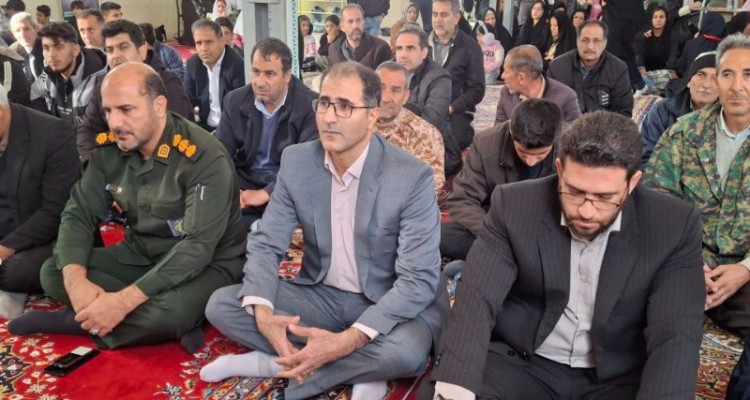 برگزاری جشن انقلاب در روستای محمودآباد