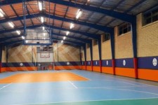 دینور، بی‌بهره از سالن ورزشی مسقف