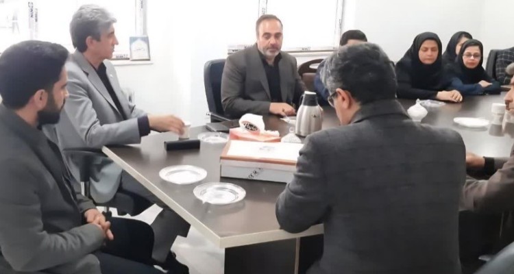 نشست تخصصی مدیرکل با کارکنان بهزیستیِ صحنه