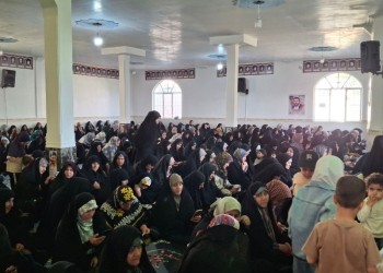 طنین نجوای بندگی در جوار شهدای گمنام  صحنه