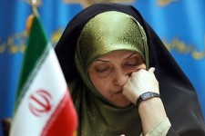 کارنامه سیاه معاون سبزپوش رئیس جمهور/فرافکنی‌های "ابتکار" همچنان ادامه دارد