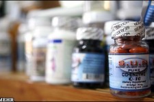 امحای ۴ تن داروی قاچاق و تقلبی در کرمانشاه/ ۶۵ مرکز پلمب شدند